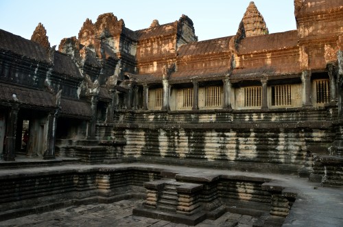 小吳哥 Angkor Wat 田字型塔樓