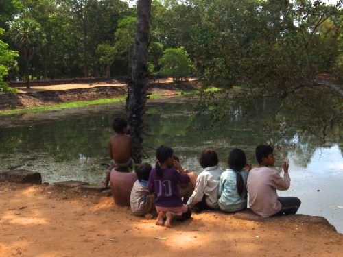羅洛斯遺址 Roluos Group 巴孔寺 Bakong 小孩